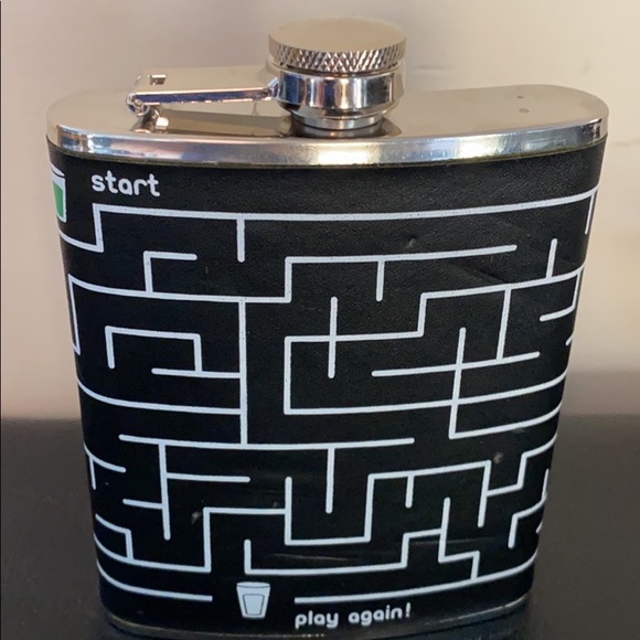 Wink Stainless Steel Game flask - Picture 1 of 4